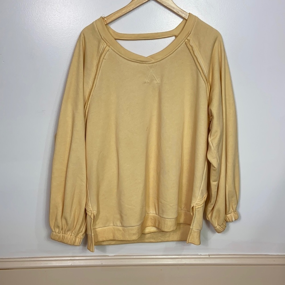 𝅺YELLOW POL balloon sleeve sweatshirt - Picture 4 of 6